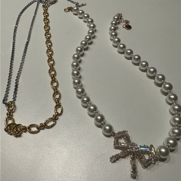 Neckless - Picture 3 of 4